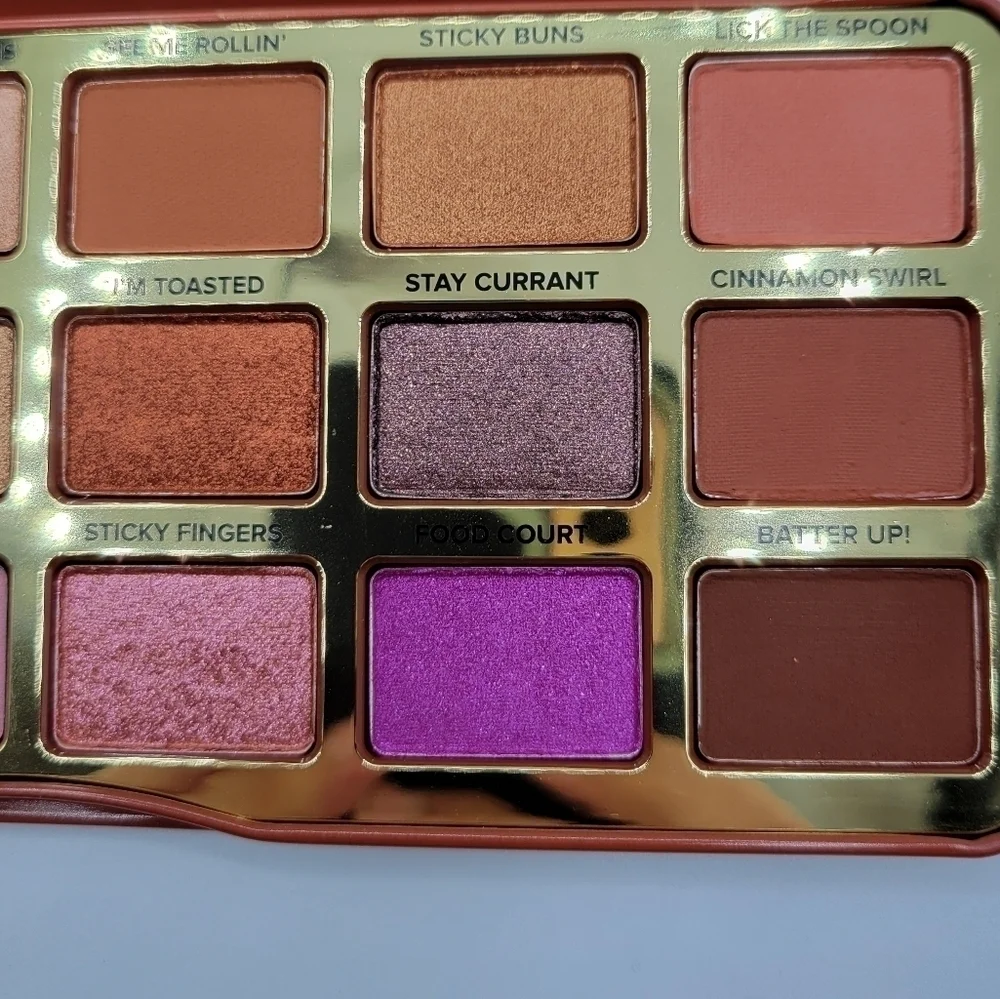 Too Faced Cinnamon Swirl Eyeshadow Palette